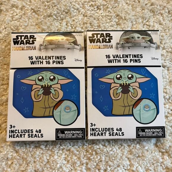 Stars Wars Mandalorian Valentines Cards and Pins 2 Packs - Picture 1 of 3